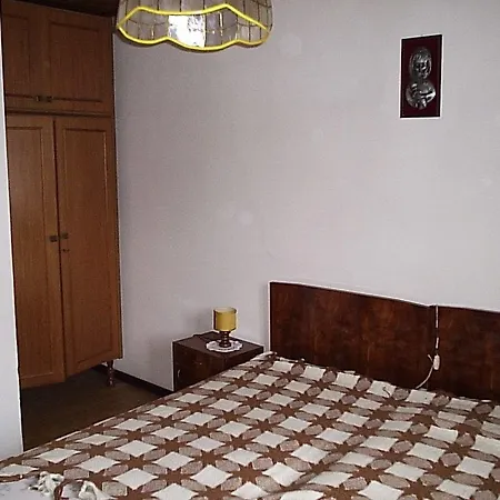 Apartment Kratter Valeria